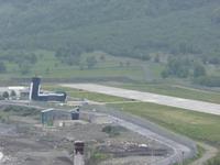 Flughafen Mestia &ndash; &copy; Sabine Letzybyll (Eberhardt TRAVEL)