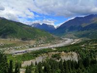 Blick auf Mestia &ndash; &copy; Andrej Kulikov (Eberhardt TRAVEL)