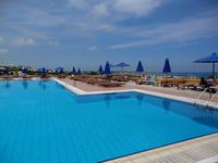 Hotelpool &ndash; &copy; Dörte Dürfeld (Eberhardt TRAVEL)