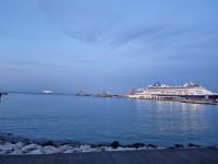 MS Celestyal Journey im Hafen von Rhodos-Stadt &ndash; &copy; Katrin Deutschbein (Eberhardt TRAVEL)
