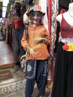 auf dem Flohmarkt 1 &ndash; &copy; Ute Solf (Eberhardt TRAVEL)