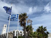 Hauptstadt Fira &ndash; &copy; Daniela Paulan (Eberhardt TRAVEL)