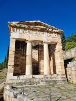 Delphi - Schatzhaus der Athener &ndash; &copy; Katrin Deutschbein (Eberhardt TRAVEL)
