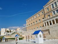 Athen - Parlament (Wachablösung) &ndash; &copy; Katrin Deutschbein (Eberhardt TRAVEL)