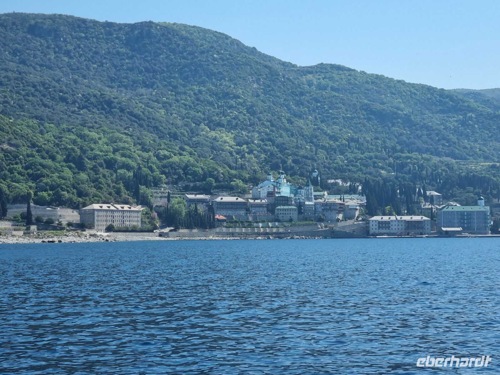 Schifffahrt zum Berg Athos - Kloster des Hl. Pantaleon (Panteleimonos) &ndash; &copy; Katrin Deutschbein (Eberhardt TRAVEL)