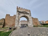 Rimini - Augustusbogen &ndash; &copy; Katrin Deutschbein (Eberhardt TRAVEL)