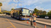 Auch unser Chauffeur Daniel ist zufrieden mit dem Wetter &ndash; &copy; Eric Krüger (Eberhardt TRAVEL)