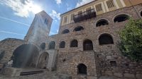 Kloster Hosios Loukas - Innenhof und Glockenturm &ndash; &copy; Eric Krüger (Eberhardt TRAVEL)
