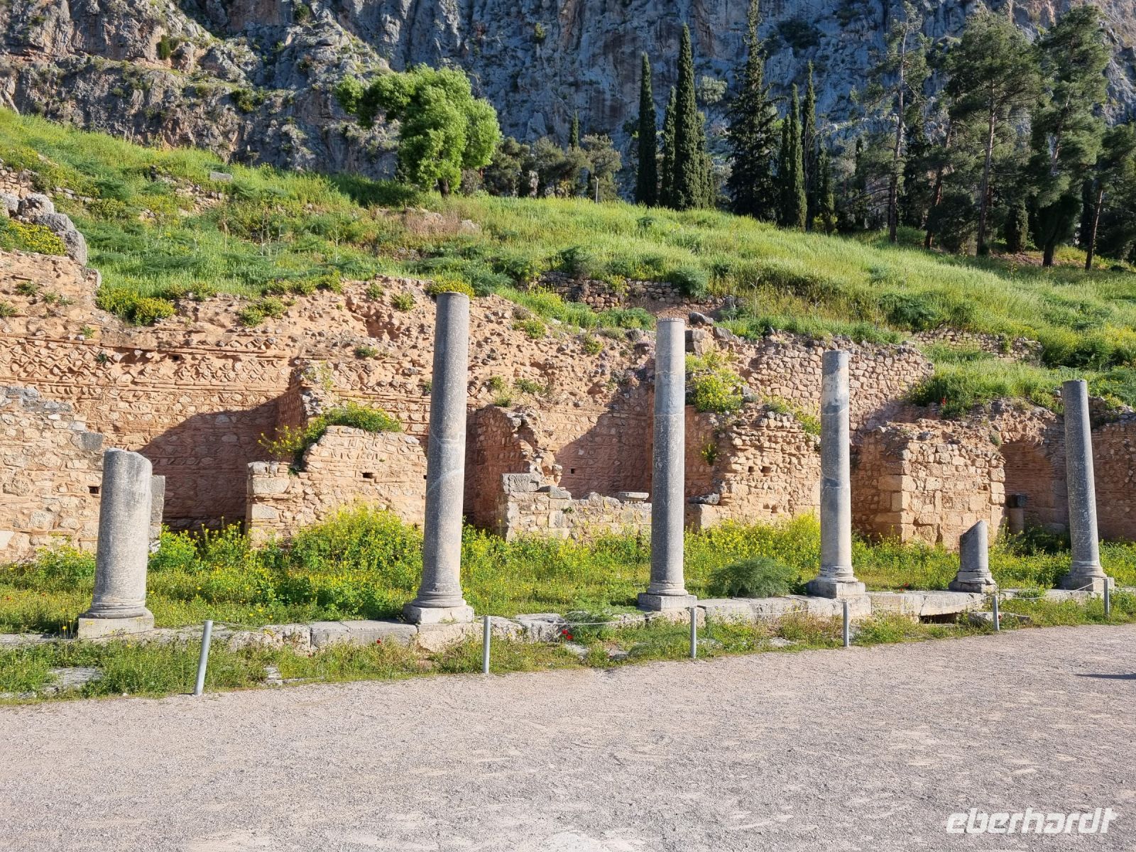Delphi - Römische Agora (Forum) &ndash; &copy; Katrin Deutschbein (Eberhardt TRAVEL)