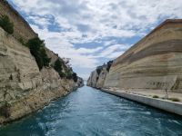 Schifffahrt durch den Kanal von Korinth  &ndash; &copy; Katrin Deutschbein (Eberhardt TRAVEL)