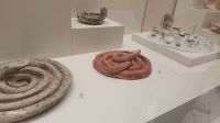 Schlangen im Archäologischen Museum Mykene Griechenland &ndash; &copy; Anette Rietz (Eberhardt TRAVEL)