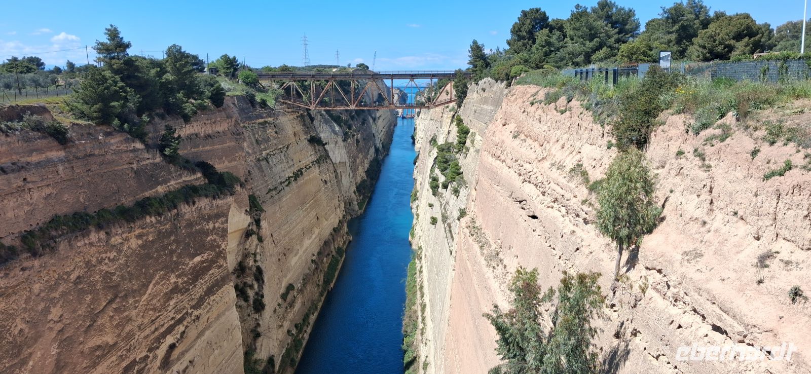 Kanal von Korinth von Autobrücke &ndash; &copy; Georg Berger (Eberhardt TRAVEL)