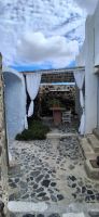 Santorini - Pyrgos &ndash; &copy; Georg Berger (Eberhardt TRAVEL)