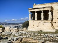 Erechtheion mit der Säulenhalle der Jungfrauen (Karyatidenhalle) 