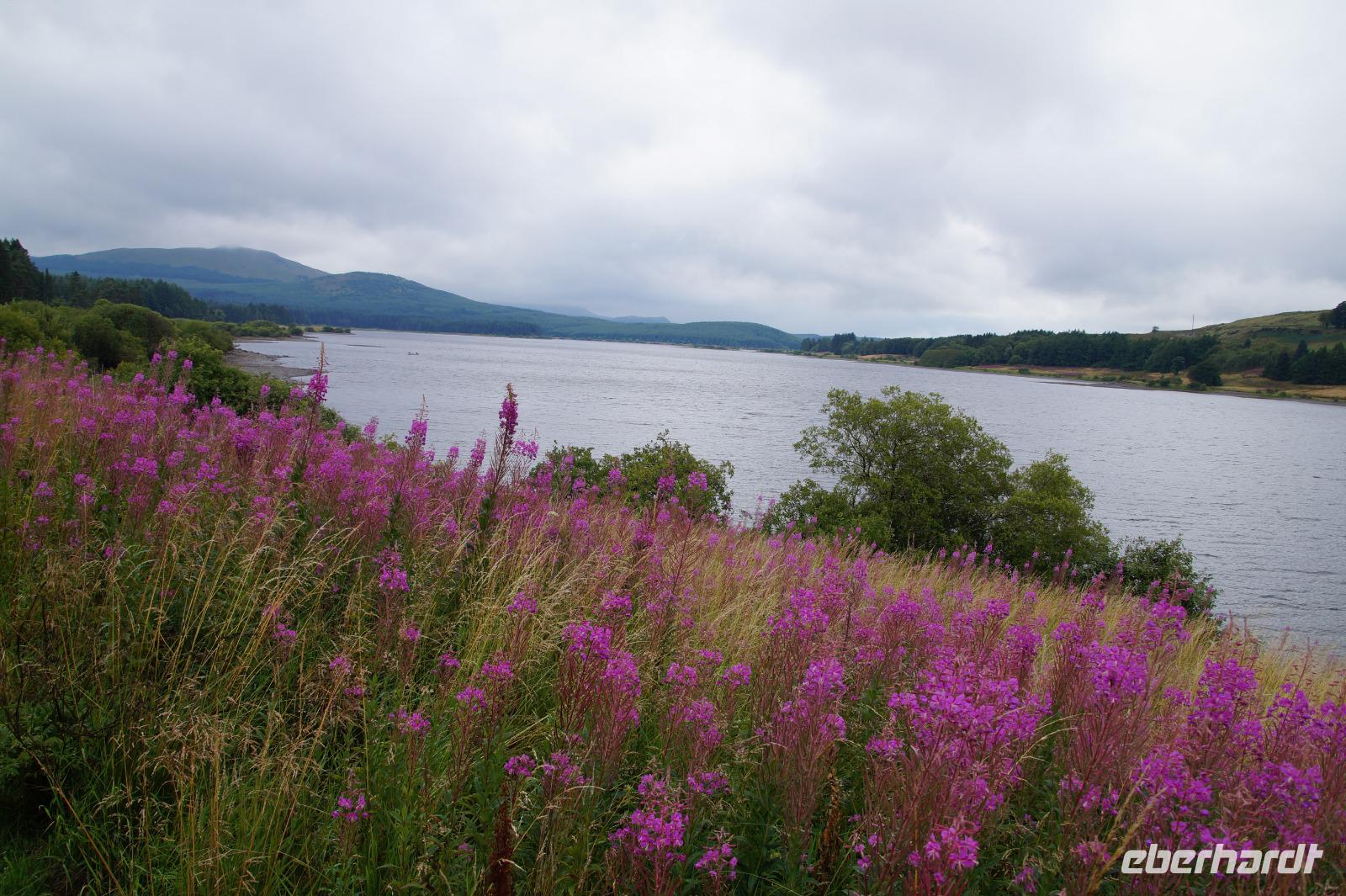 Am Carron Reservoir &ndash; &copy; Andreas Böcker (Eberhardt TRAVEL)