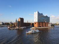 Elbphilarmonie am Hafen in Hamburg (9) &ndash; &copy; Benjamin Rodriguez Manzanares (Eberhardt TRAVEL)