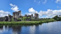 Caerphilly Castle &ndash; &copy; Sinah Witzig (Eberhardt TRAVEL)