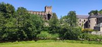 253 Jedburgh Abbey, Borders &ndash; &copy; Konrad Füssel (Eberhardt TRAVEL)