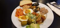 20220820_182510 Leckeres vom Buffet auf der Fähre.jpg  &ndash; &copy; Marlies Thrum (Eberhardt TRAVEL)