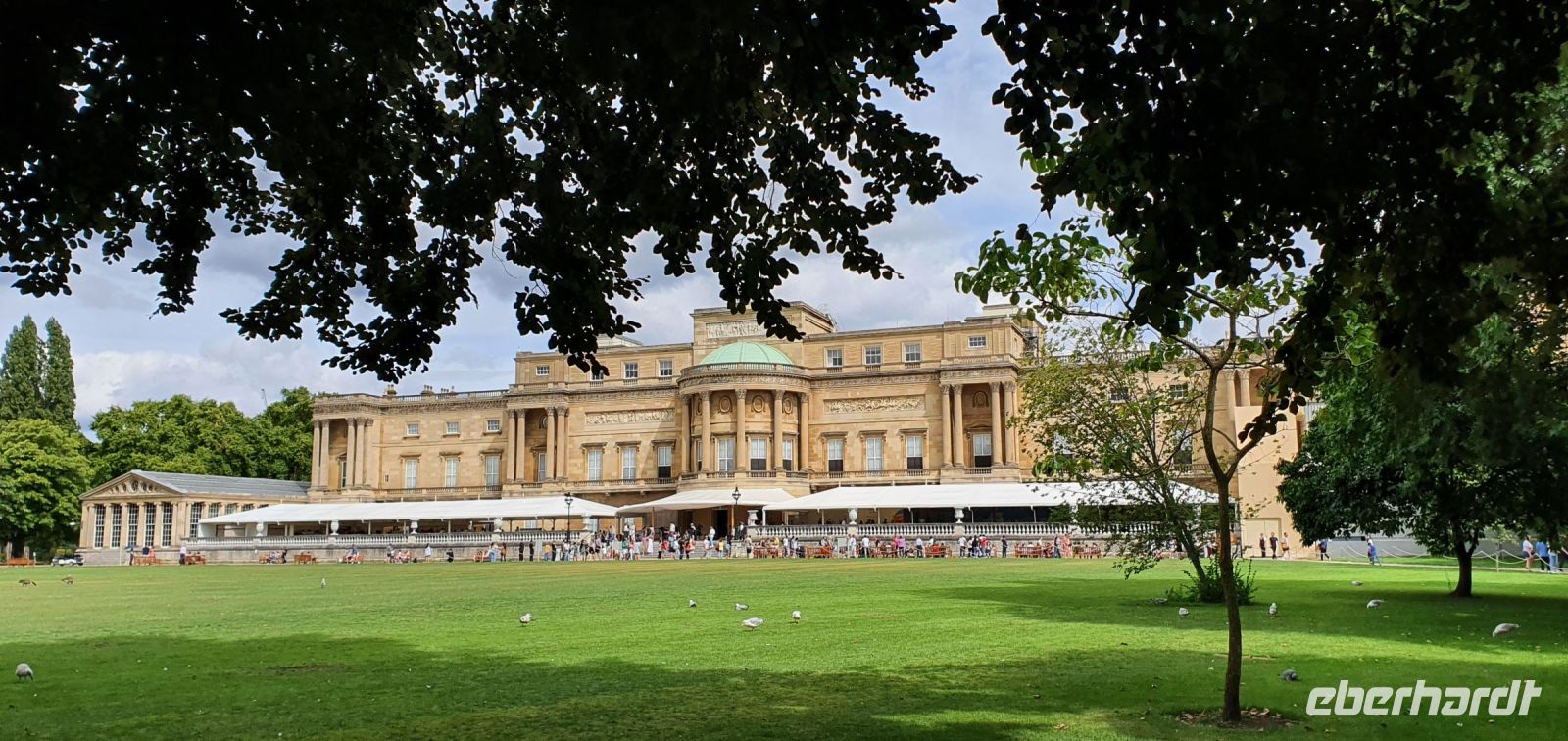 20220828 131010 im Garten des Buckingham Palace &ndash; &copy; Marlies Thrum (Eberhardt TRAVEL)