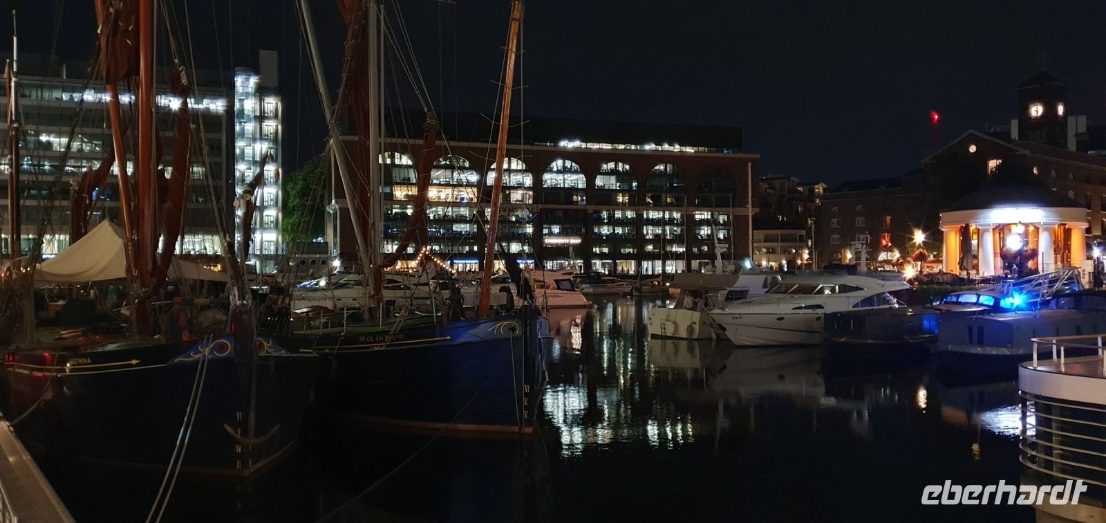 20220828 212834 Abend am St. Kathrins Dock &ndash; &copy; Marlies Thrum (Eberhardt TRAVEL)