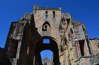 385 Jedburgh Abbey &ndash; &copy; Konrad Füssel (Eberhardt TRAVEL)