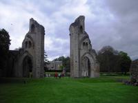 Glastonbury Abbey &ndash; &copy; Norbert Binder (Eberhardt TRAVEL)