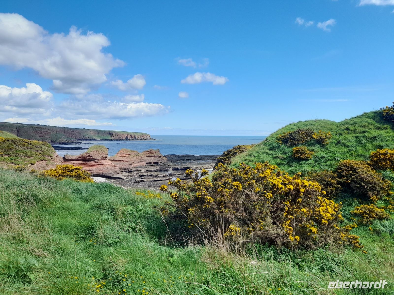 Arbroath Cliffs &ndash; &copy; Sinah Witzig (Eberhardt TRAVEL)