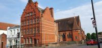 20230611_181119 roter Sandstein in der Abendsonne- Chester.jpg &ndash; &copy; Marlies Thrum (Eberhardt TRAVEL)