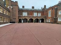 Friary Court Balcony &ndash; &copy; Barbara Pflicke (Eberhardt TRAVEL)