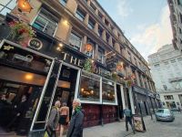 The Horseshoe Pub (mit längster Theke im UK) &ndash; &copy; Barbara Pflicke (Eberhardt TRAVEL)