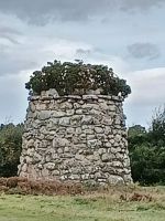 Grabsteine der Clans im Battlefield &ndash; &copy; Barbara Pflicke (Eberhardt TRAVEL)