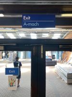 zweisprachig &ndash; &copy; G. Adamietz (Eberhardt TRAVEL)