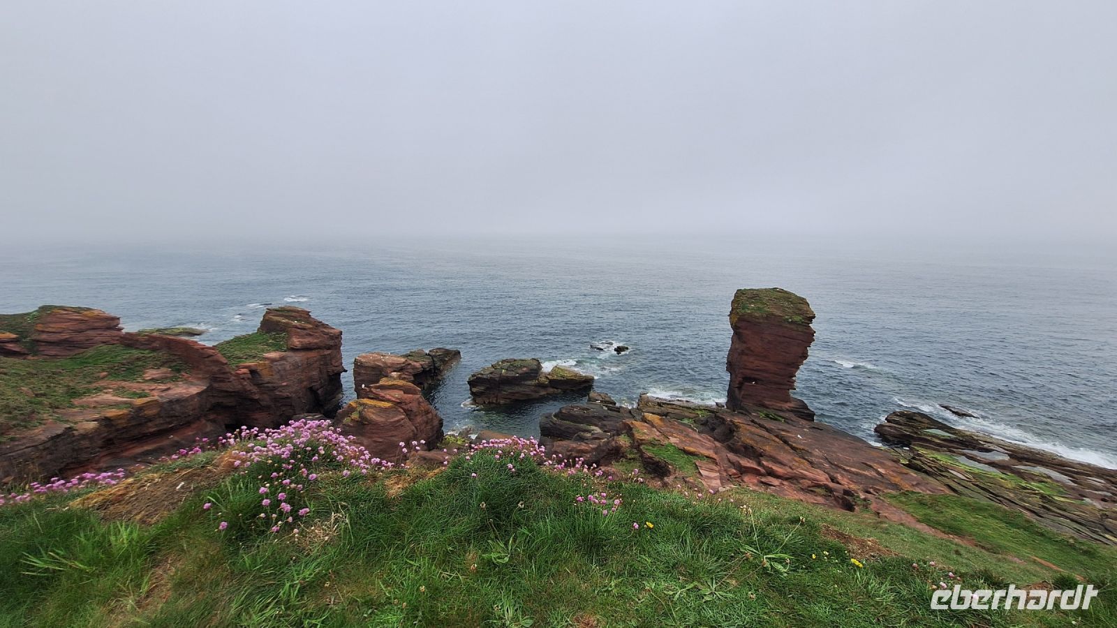 Arbroath Cliffs Trail &ndash; &copy; Sinah Witzig (Eberhardt TRAVEL)