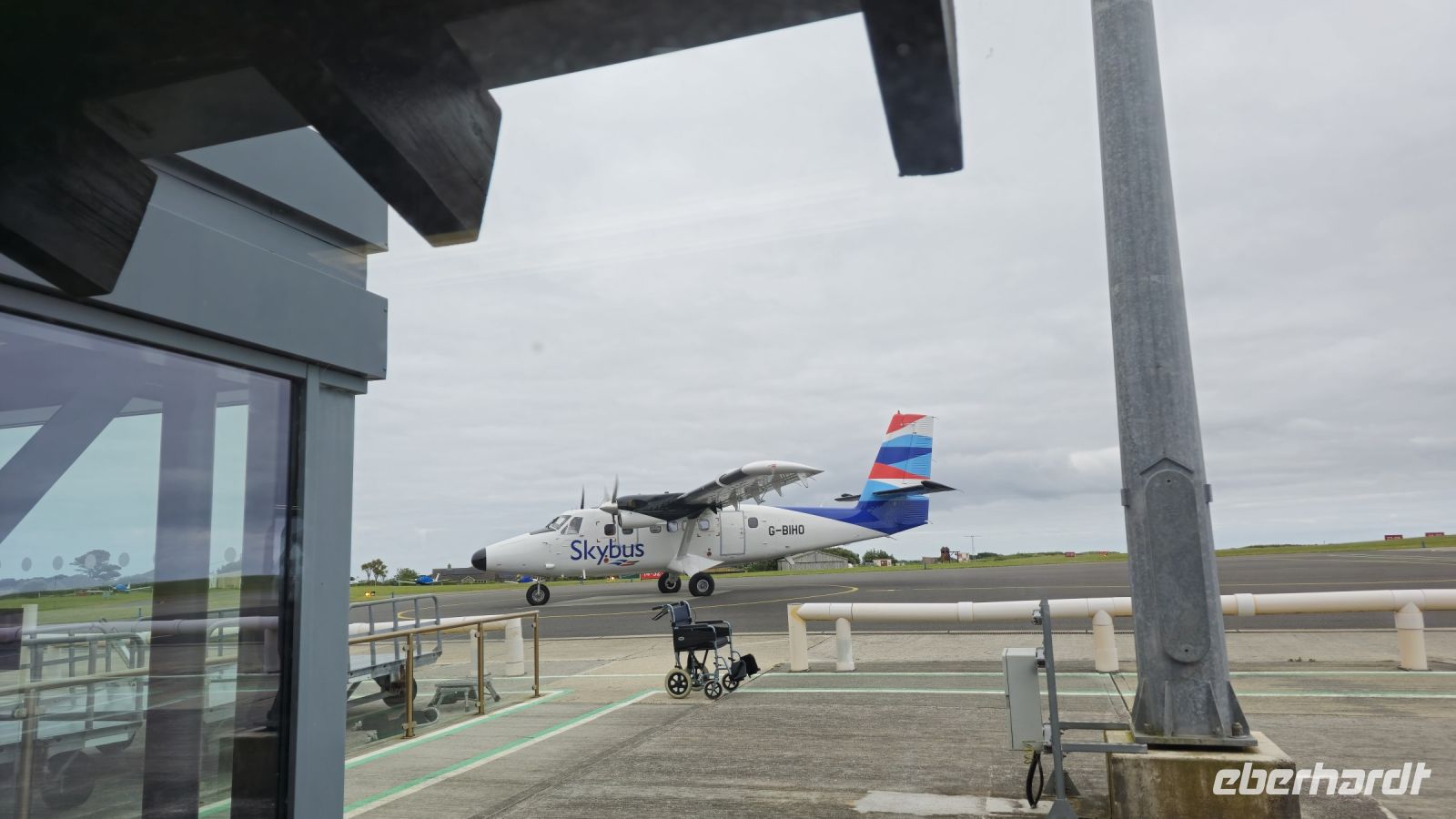 Skybus auf St. Mary´s &ndash; &copy; Marlies Thrum (Eberhardt TRAVEL)
