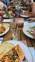 Gemeinsames Abendessen im Vicinity &ndash; &copy; Marlies Thrum (Eberhardt TRAVEL)