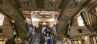 Rolltreppen im Harrods &ndash; &copy; Marlies Thrum (Eberhardt TRAVEL)