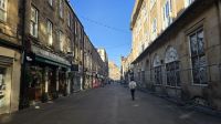Spaziergang durch die Rose Street &ndash; &copy; Marlies Thrum (Eberhardt TRAVEL)