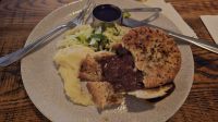 Lecker Pie zum Abschluss  &ndash; &copy; Marlies Thrum (Eberhardt TRAVEL)