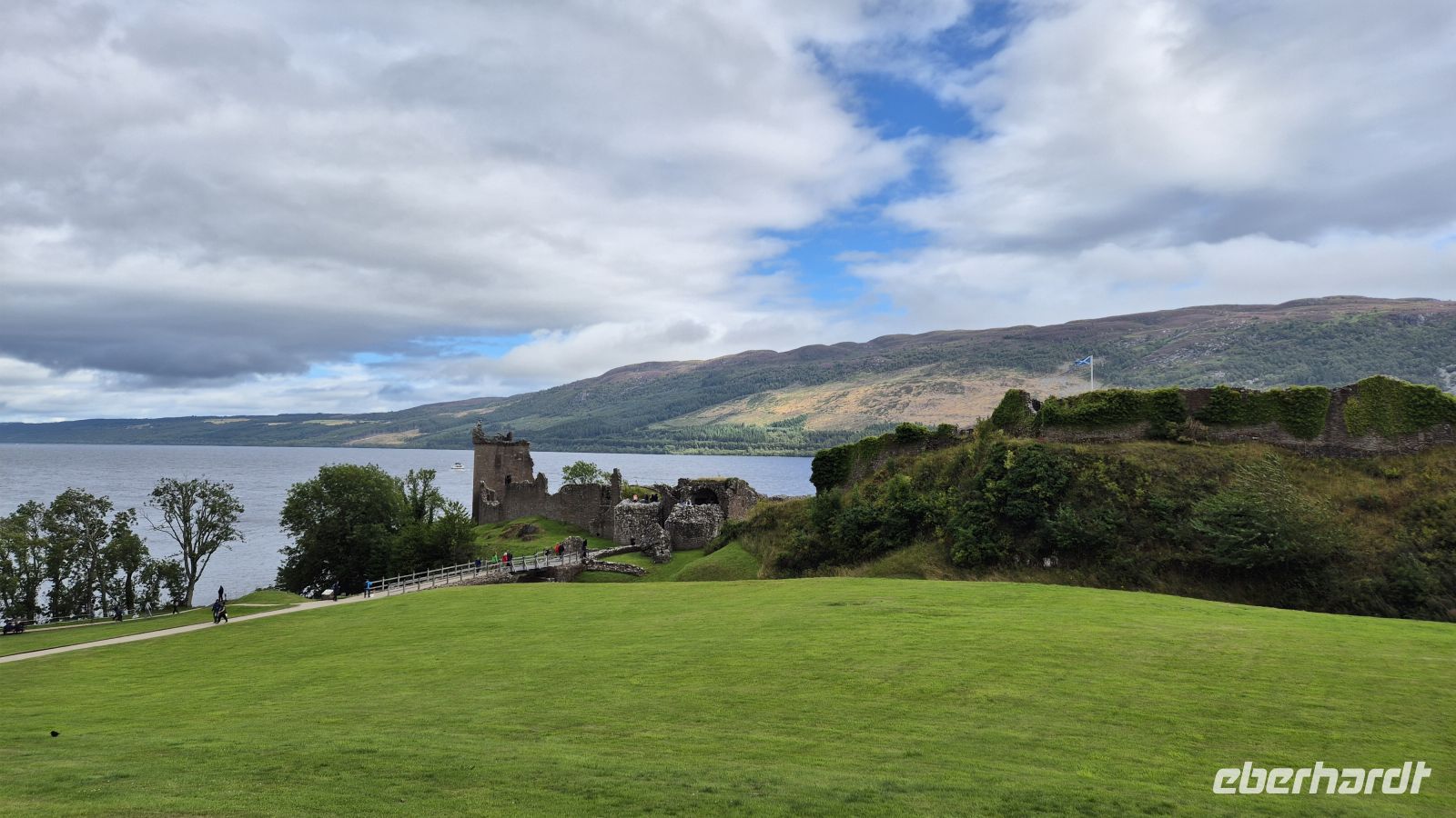 Urquhart Castle &ndash; &copy; Sinah Witzig (Eberhardt TRAVEL)