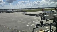 Warten auf den Flieger... &ndash; &copy; Marlies Thrum (Eberhardt TRAVEL)