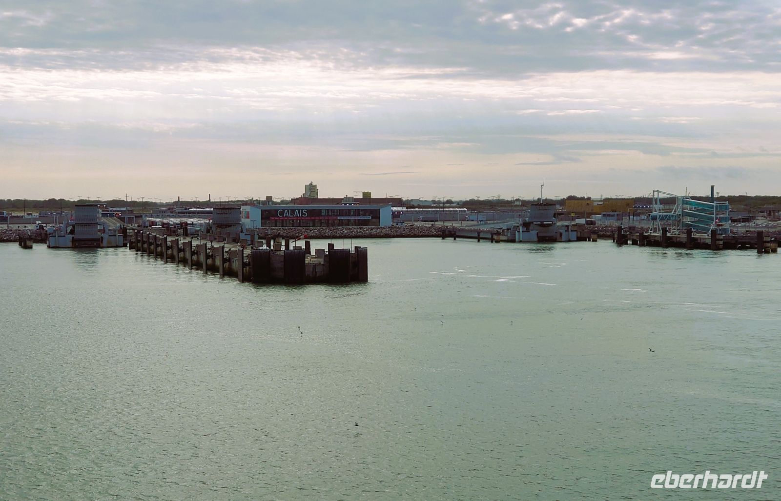 10 Ein letzter Blick zurück nach Calais &ndash; &copy; Burkhard Herpich (Eberhardt TRAVEL)