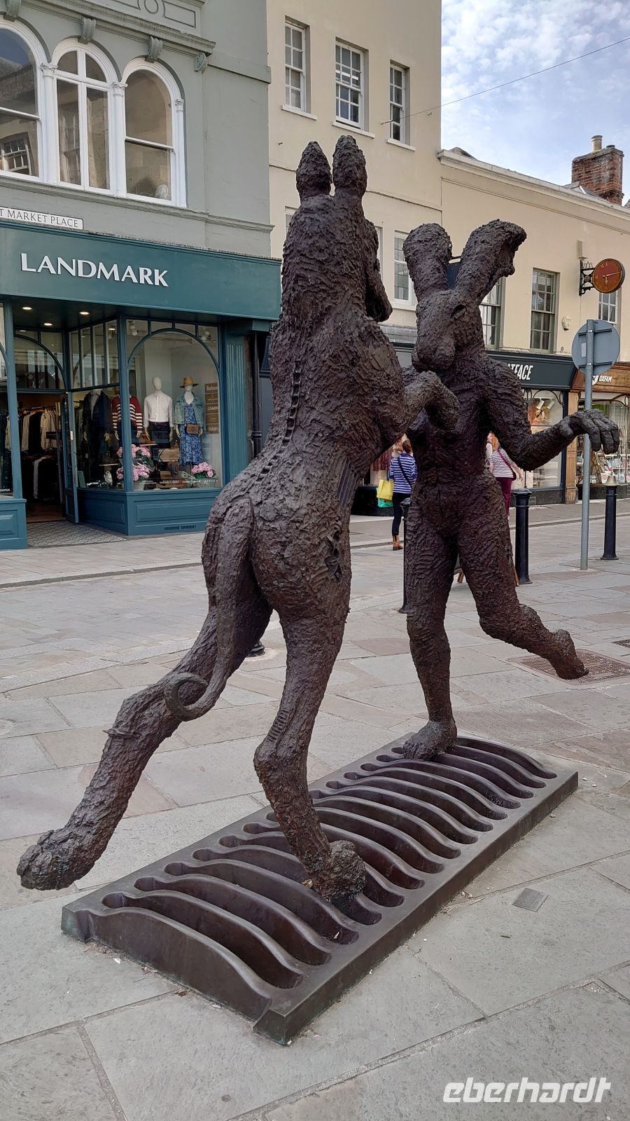 78 Merkwürdige Gestalten, Cirencester &ndash; &copy; Burkhard Herpich (Eberhardt TRAVEL)