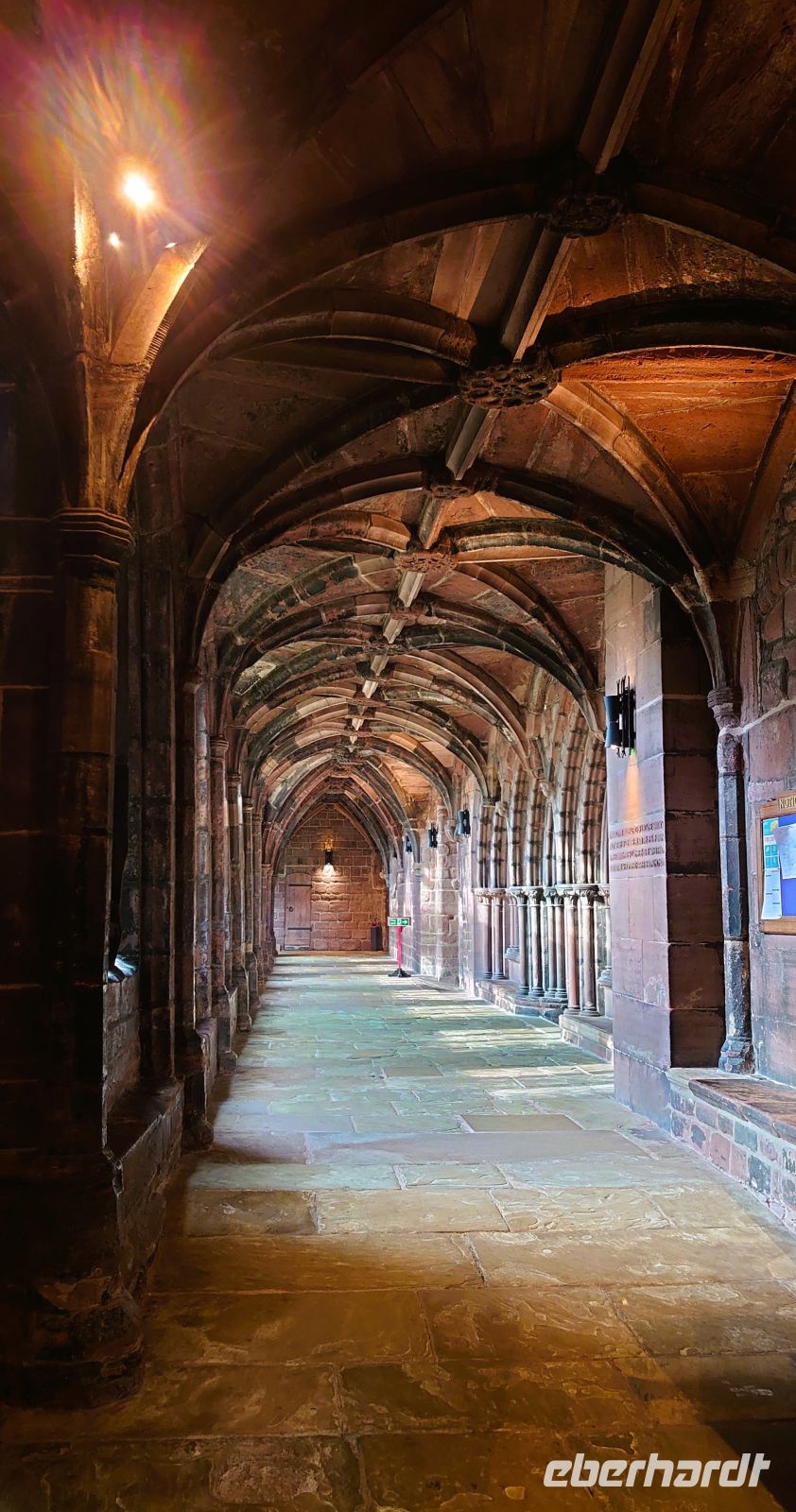 108 Im Innern der Kathedrale, Chester &ndash; &copy; Burkhard Herpich (Eberhardt TRAVEL)