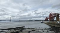 Die Brücken bei Ebbe