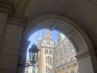 Eingang zum Rathaus Innenhof