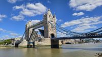 die Tower Bridge wird geöffnet &ndash; &copy; Marlies Thrum (Eberhardt TRAVEL)