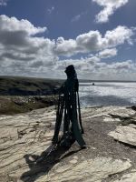 England, Tintagel, Statue Gallos &ndash; &copy; Sabine C. Seifert (Eberhardt TRAVEL)