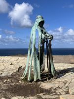 England, Tintagel, Statue Gallos &ndash; &copy; Sabine C. Seifert (Eberhardt TRAVEL)