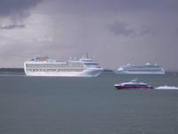 Abenteuer bei der Fährpassage von East Cowes nach Southampton &ndash; &copy; Norbert Binder (Eberhardt TRAVEL)